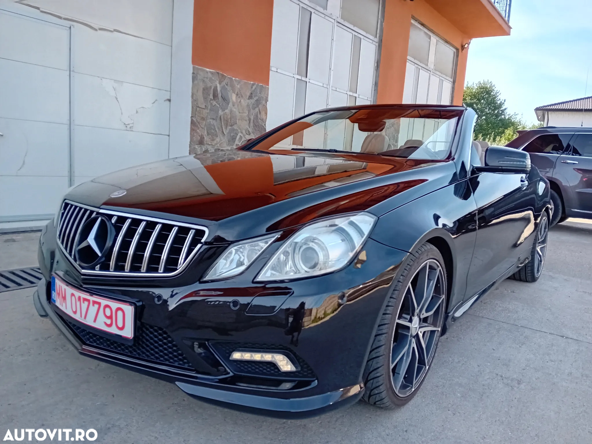 Mercedes-Benz E 220 (BlueTEC) d Cabrio - 3