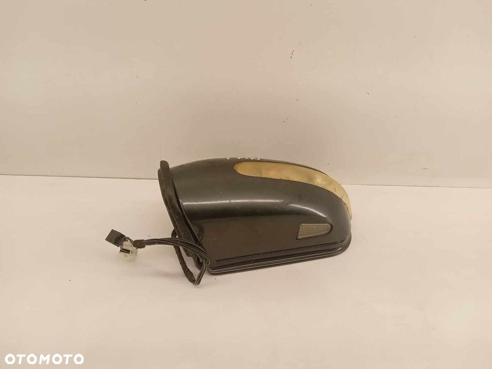 LUSTERKO LEWE MERCEDES E-KLASA W211 9 PIN - 2