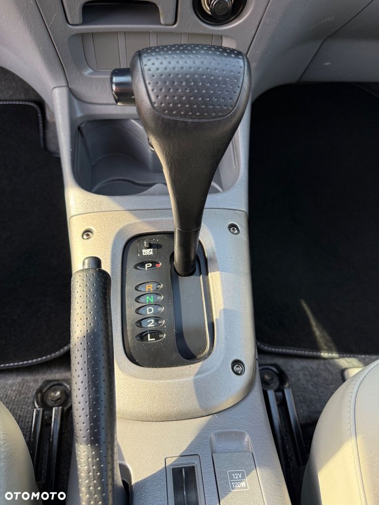 Toyota RAV4 - 16