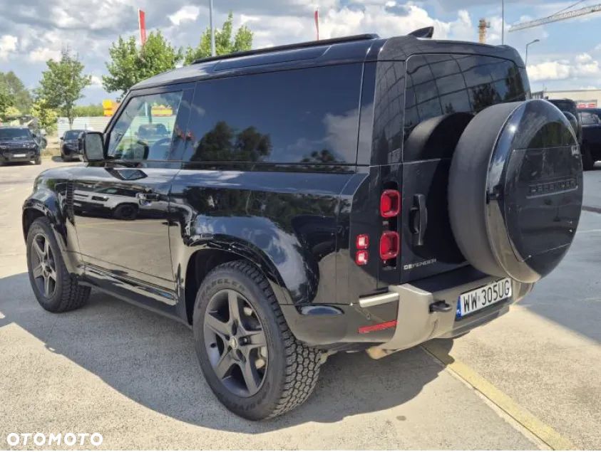 Land Rover Defender 3.0 D250 mHEV X-Dynamic SE - 4