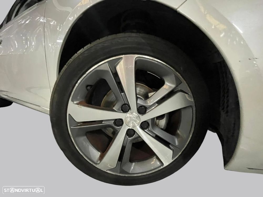 Peugeot 308 - 11