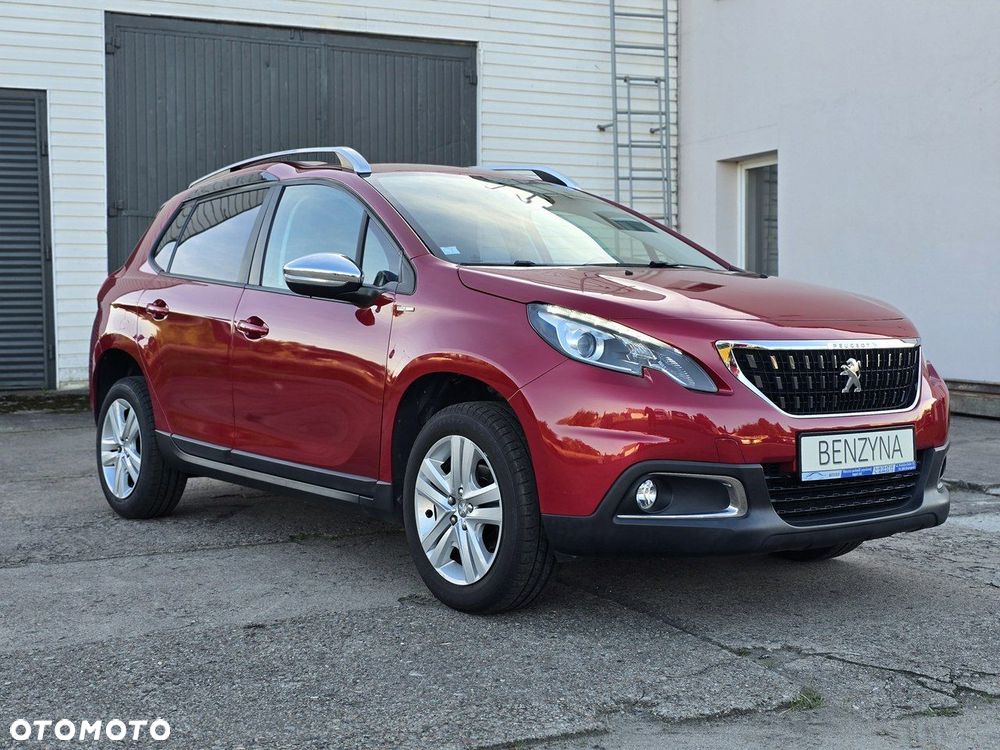 Peugeot 2008 1.2 Pure Tech Style - 12
