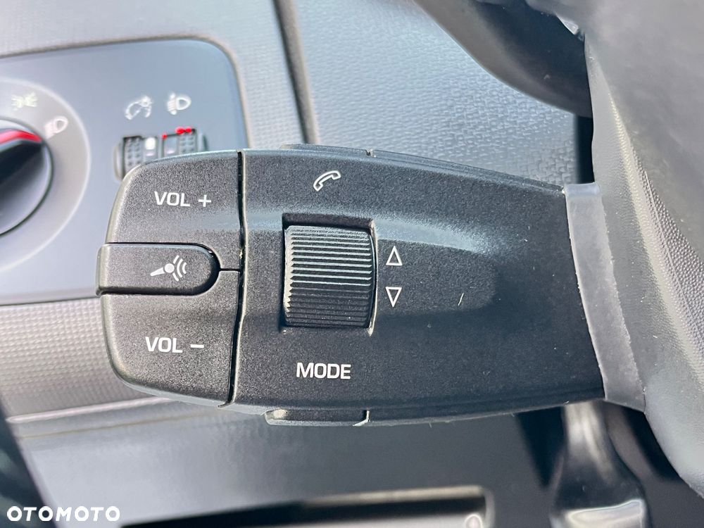 Seat Ibiza SC 1.4 16V Style - 24