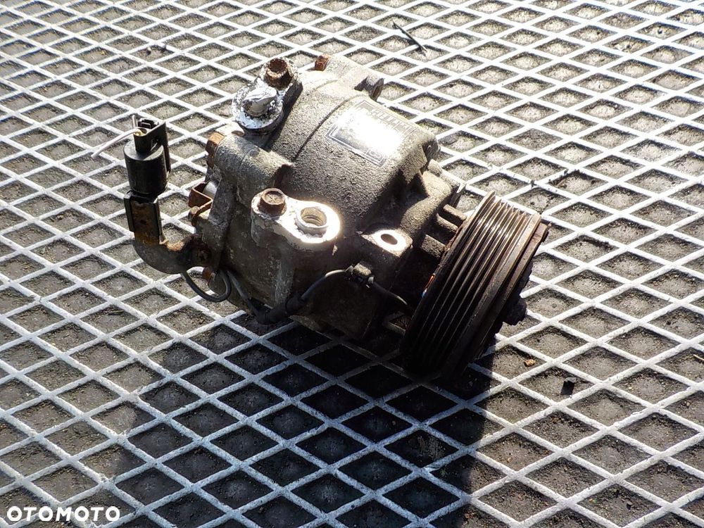 MITSUBISHI LANCER SPRĘŻARKA KLIMATYZACJI 7813A428 - 4
