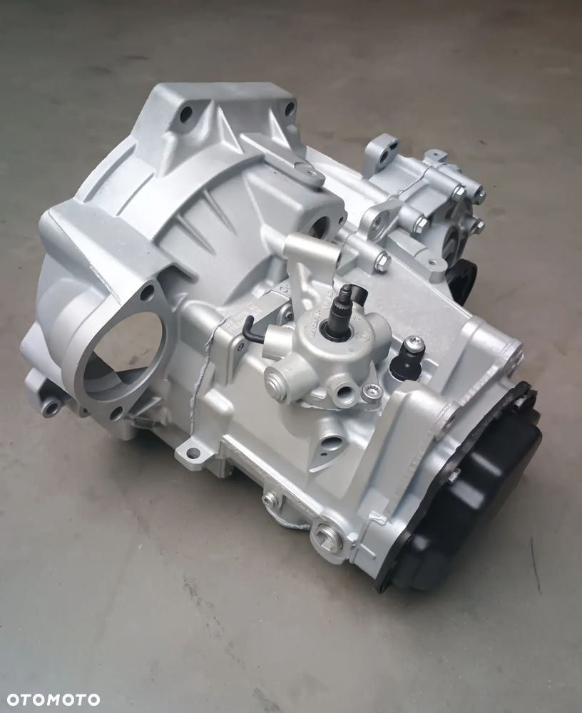 Skrzynia biegów TKV VW GOLF AUDI A3 1.6 TDI S&S - 3