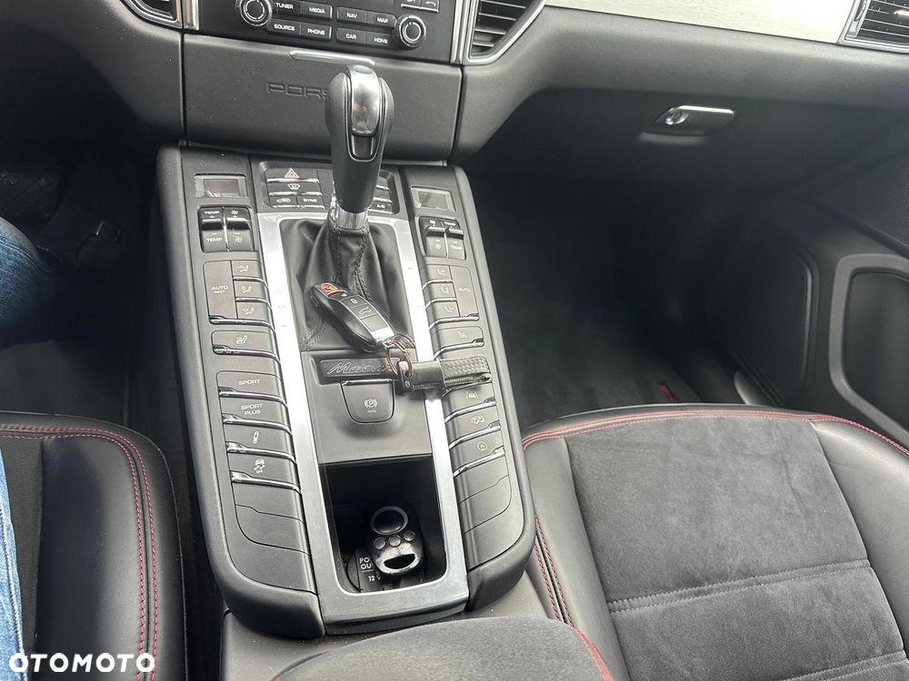 Porsche Macan GTS - 7