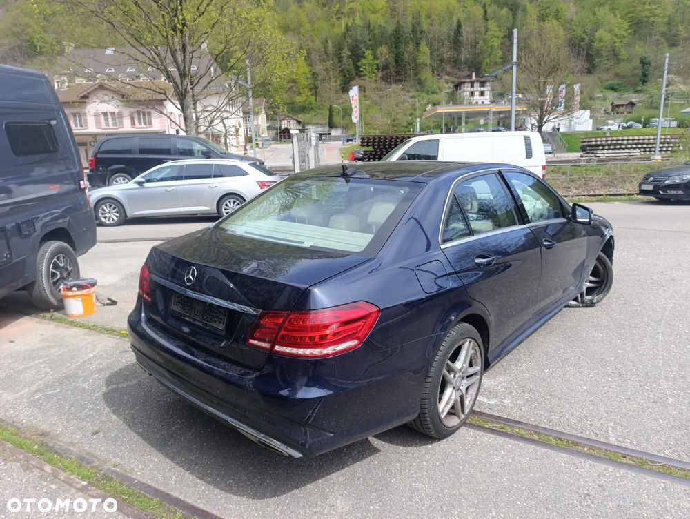 Mercedes-Benz Klasa E 350 4-Matic BlueEff - 1