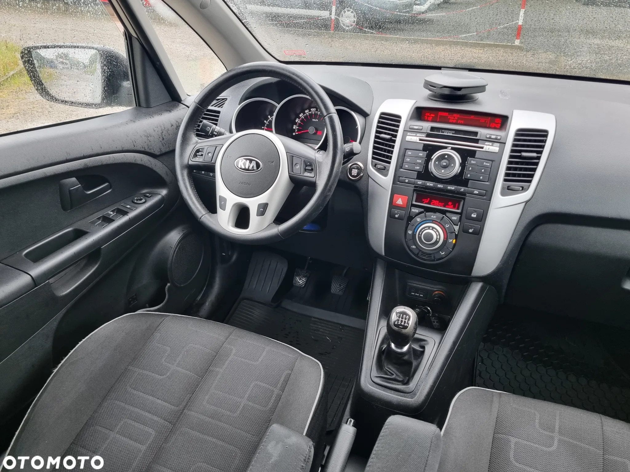 Kia Venga 1.6 CRDi 128 Dream Team Edition - 20