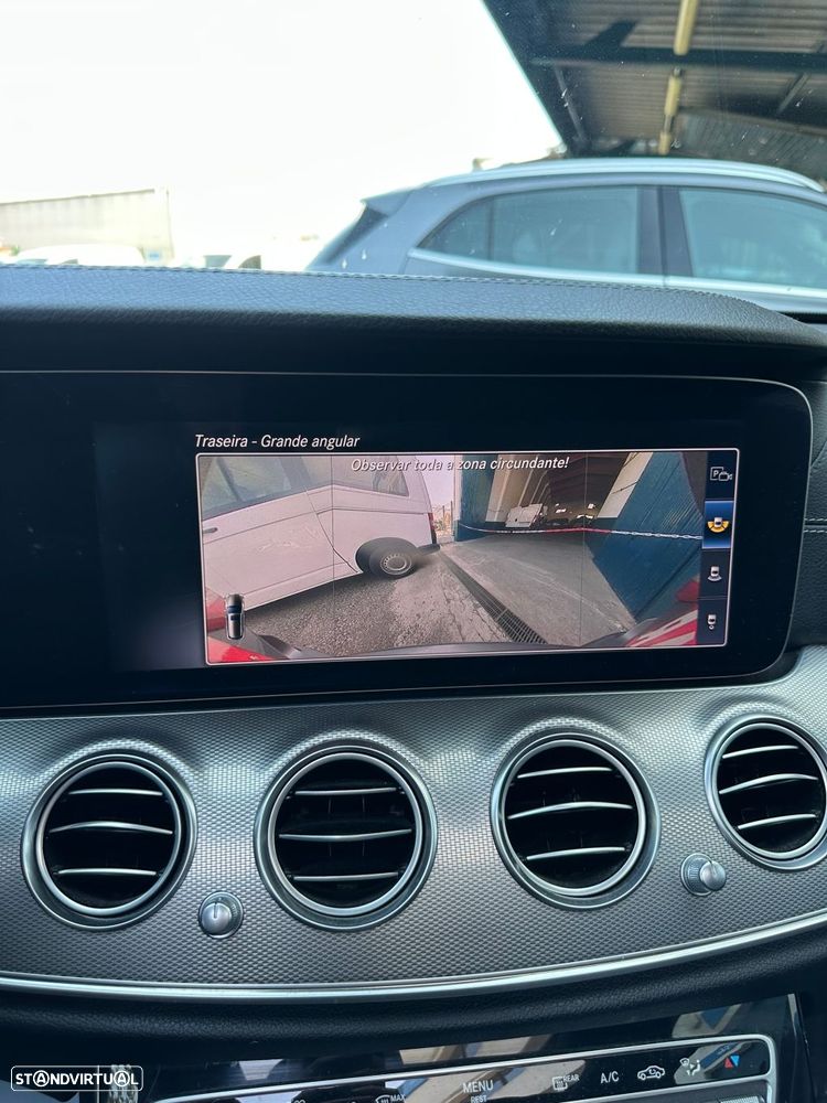 Mercedes-Benz E 220 d AMG Line - 14