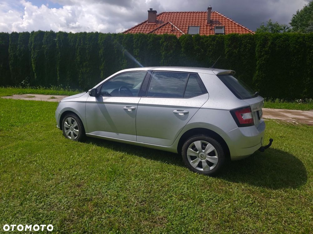 Skoda Fabia 1.2 TSI Drive DSG - 5