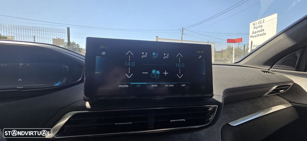 Peugeot 3008 1.6 Hybrid GT e-EAT8 - 36