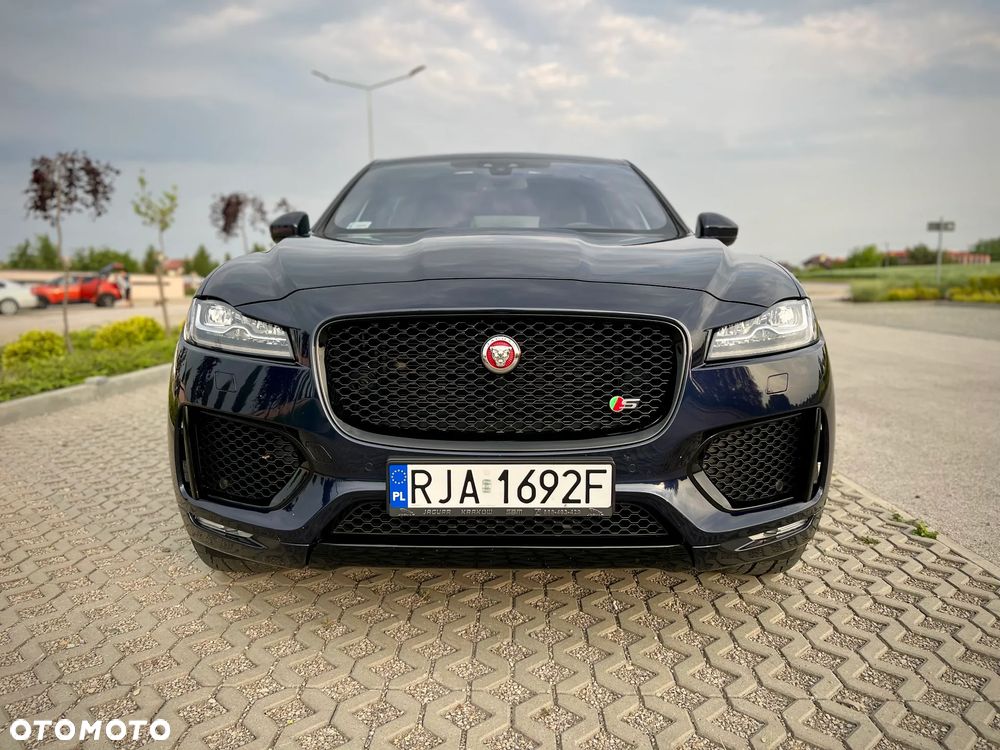 Jaguar F-Pace 3.0 V6 AWD S - 10