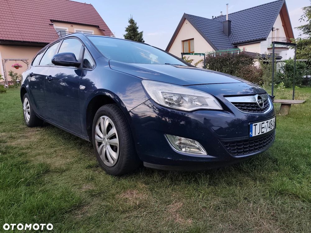 Opel Astra 1.7 CDTI DPF (119g) Sport - 3