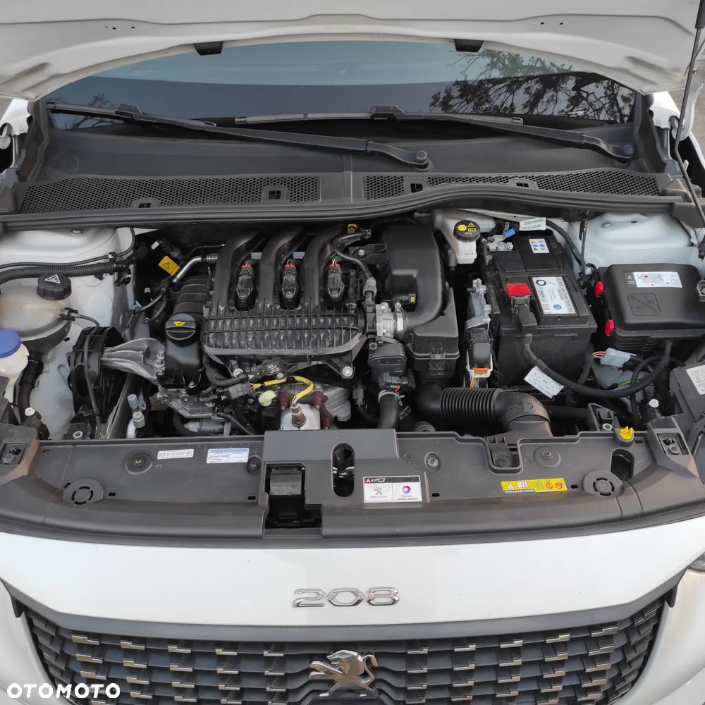 Peugeot 208 - 38