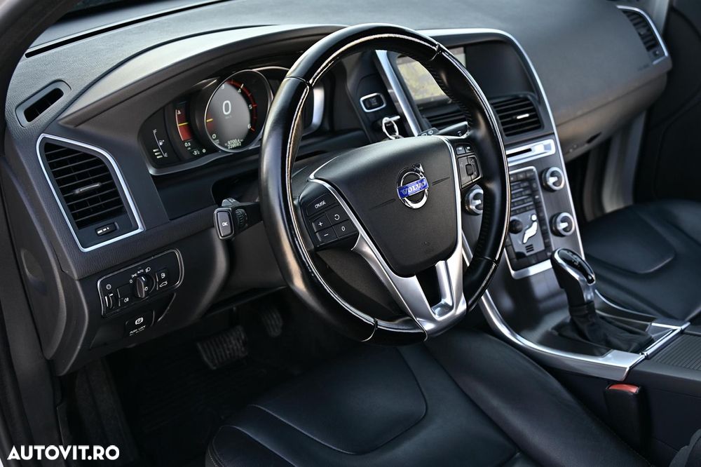 Volvo XC 60 D4 Geartronic Summum - 26