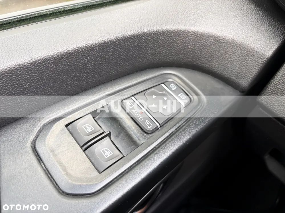 Renault Trafic - 25