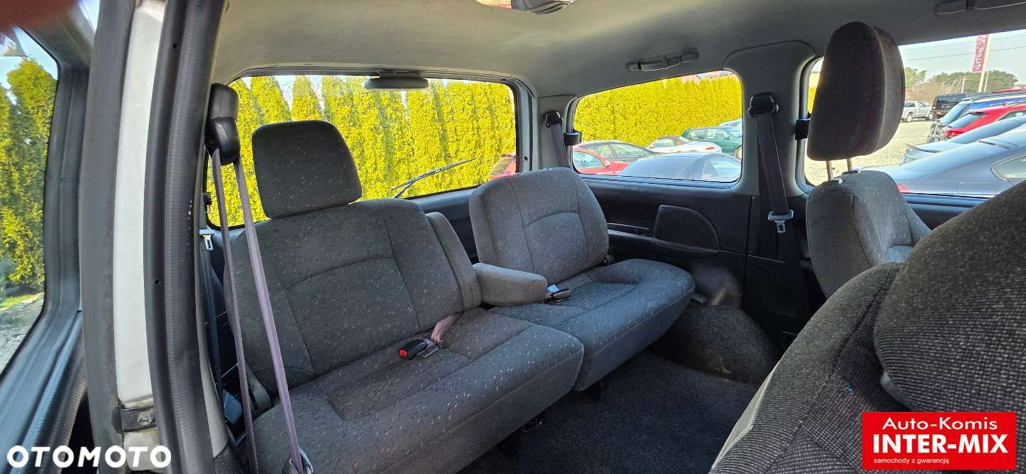 Hyundai H-1 - 17