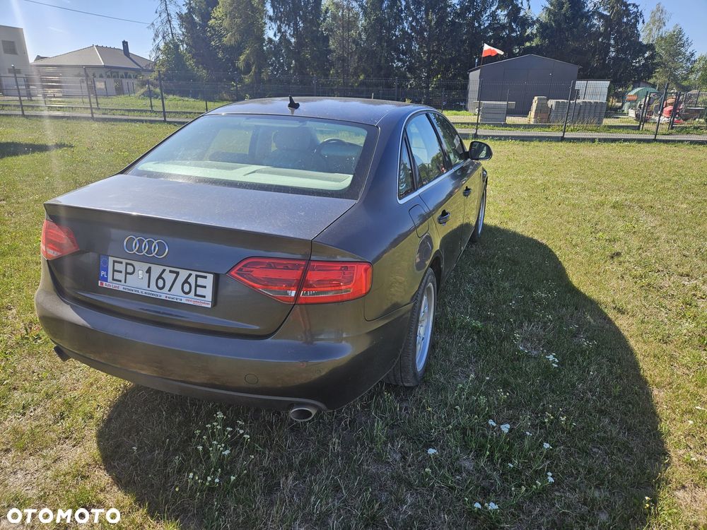Audi A4 Avant - 1