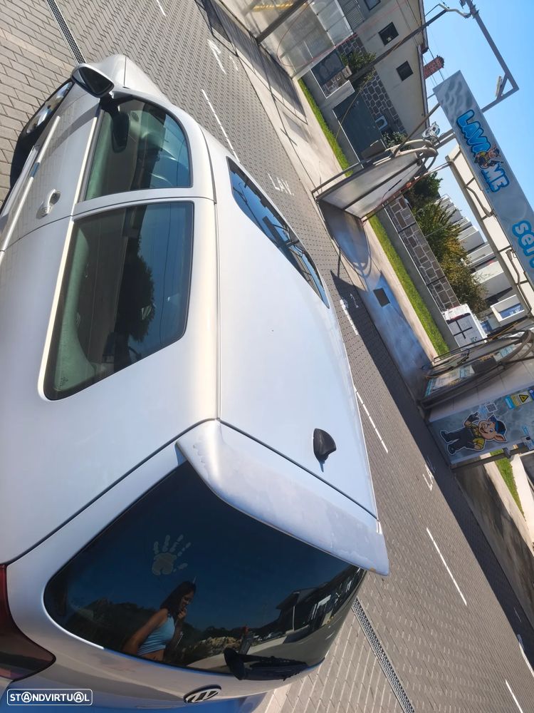 VW Golf 1.9 TDi 25 Anos - 7