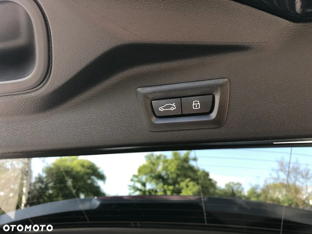 BMW X5 xDrive40i - 33