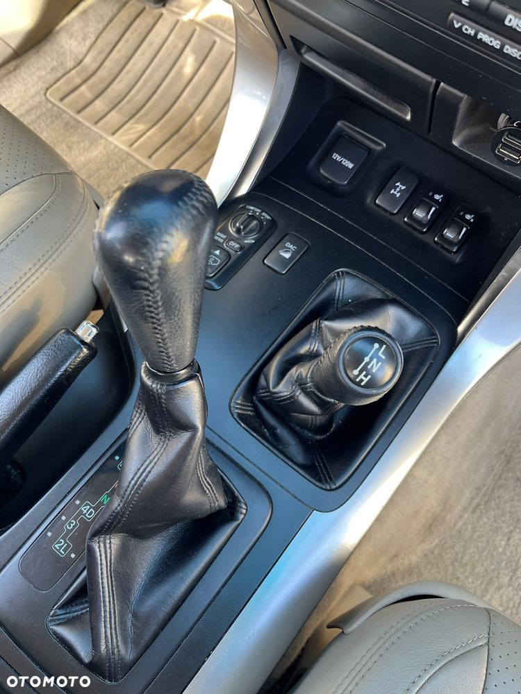 Toyota Land Cruiser LC 3.0 D-4D Sol - 19