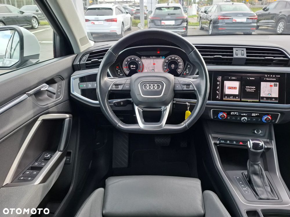 Audi Q3 Sportback - 16