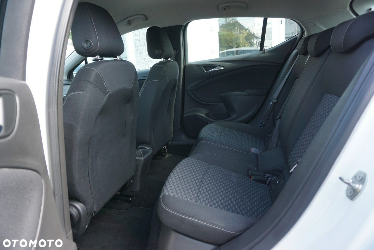 Opel Astra - 11