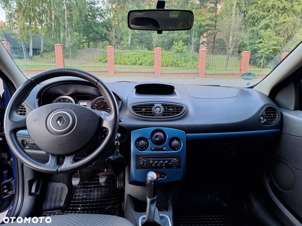 Renault Clio 1.2 16V Alize - 8