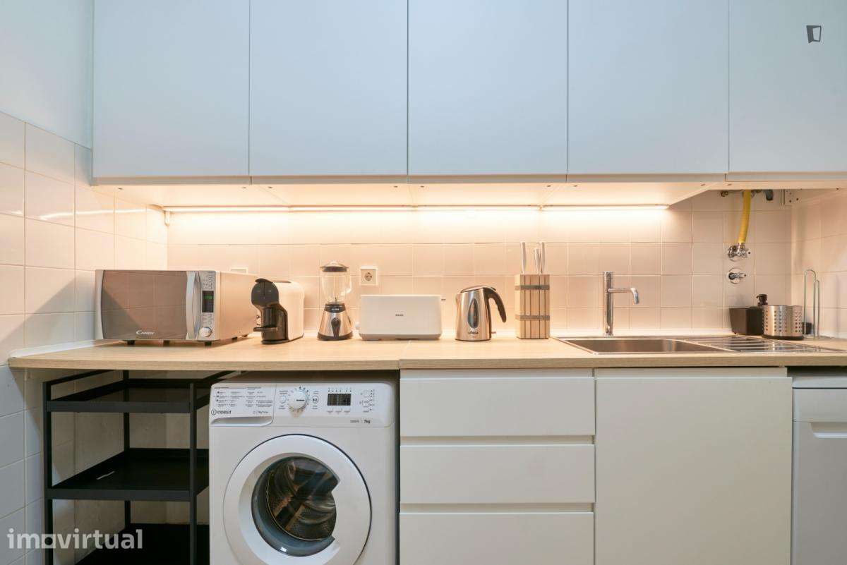 Quarto - localizado em Princípe Real Lisbon - Grande imagem: 5/20