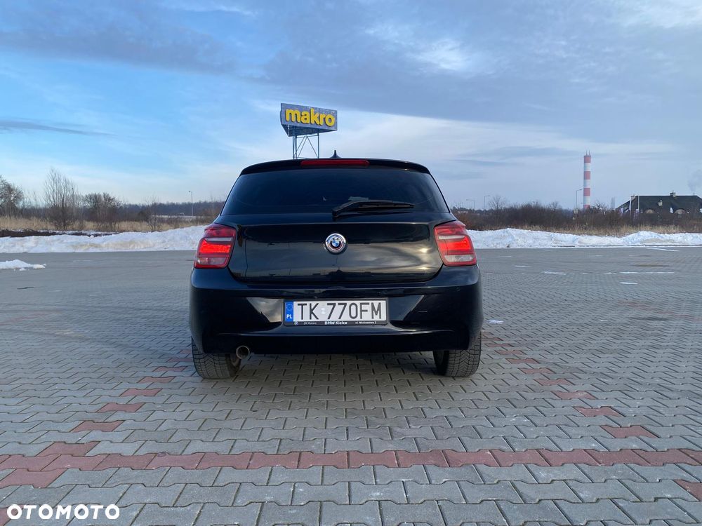 BMW Seria 1 118d Sport Line - 10