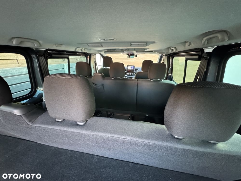 Renault Trafic - 21