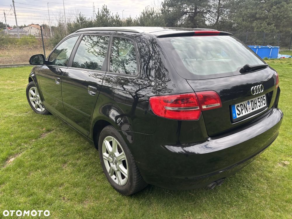 Audi A3 Sportback 1.4 TFSI Ambiente - 4