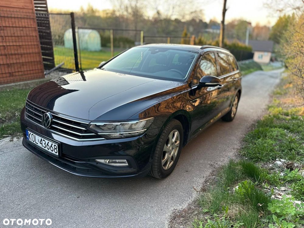 Volkswagen Passat 2.0 TDI EVO Elegance DSG - 4