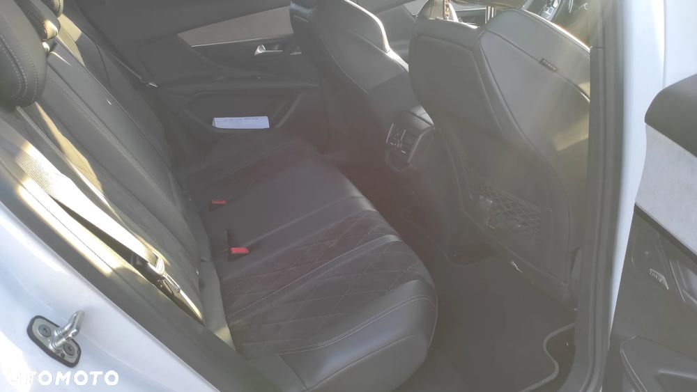 Peugeot 3008 2.0 BlueHDi GT S&S EAT8 - 20