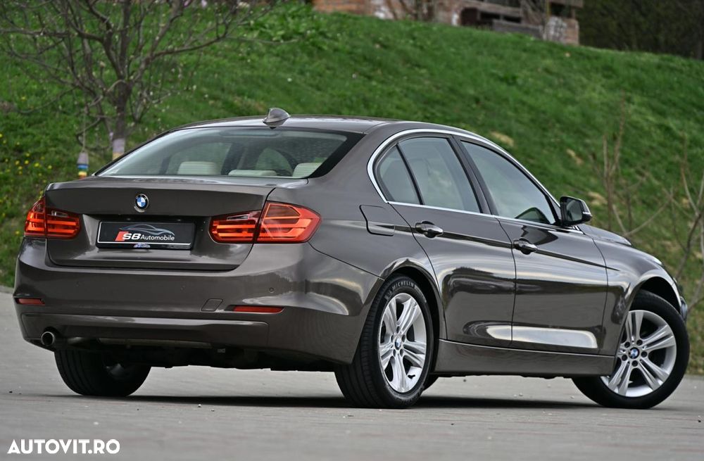 BMW Seria 3 320i Efficient Dynamics Edition - 6