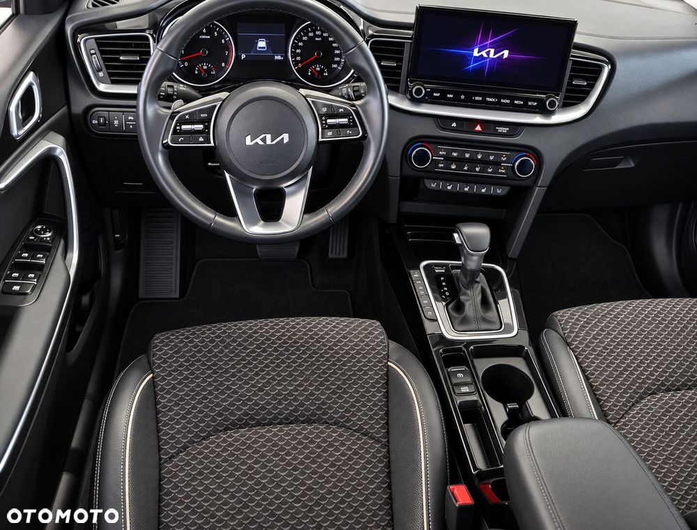 Kia Ceed 1.5 T-GDI Tribute DCT - 2
