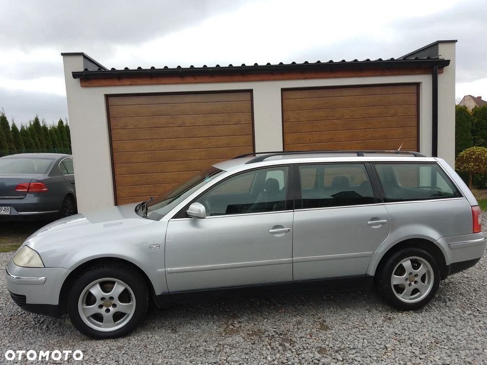Volkswagen Passat 1.9 TDI Highline - 6