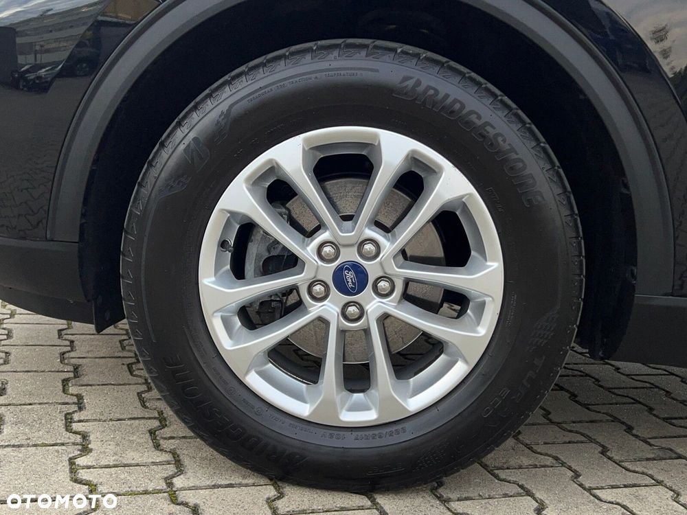 Ford Kuga - 35