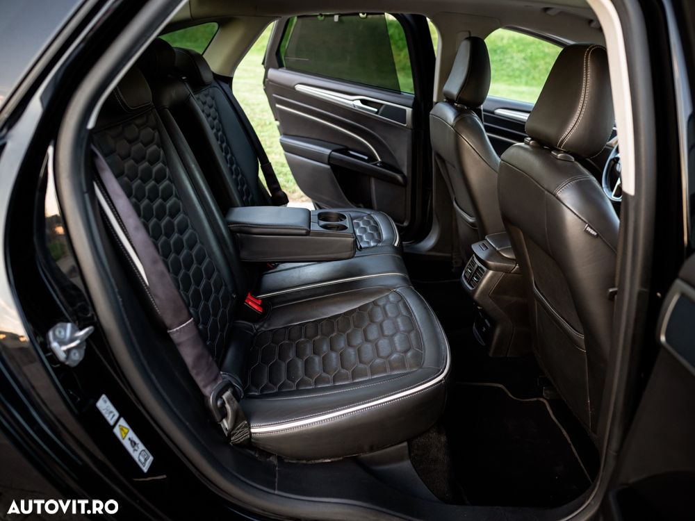 Ford Mondeo - 34