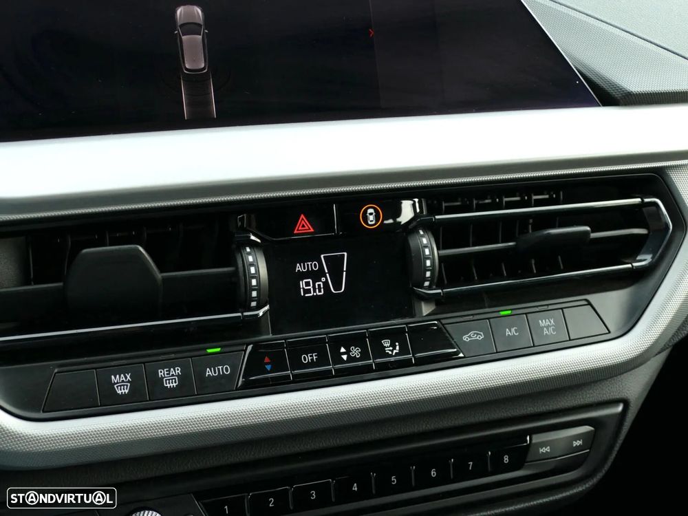 BMW 116 d Corporate Edition Auto - 21