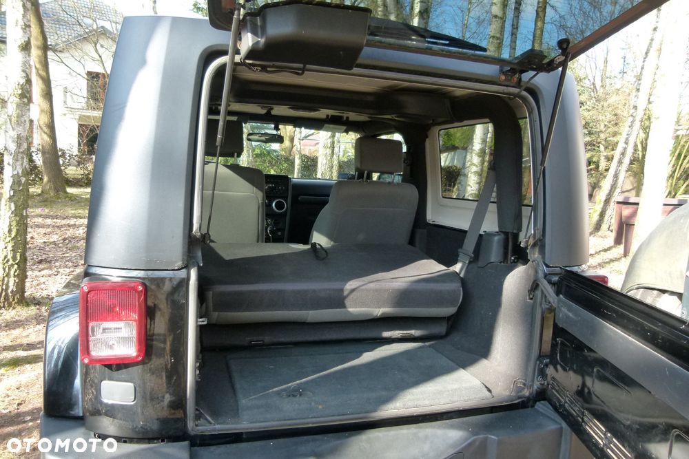 Jeep Wrangler - 6