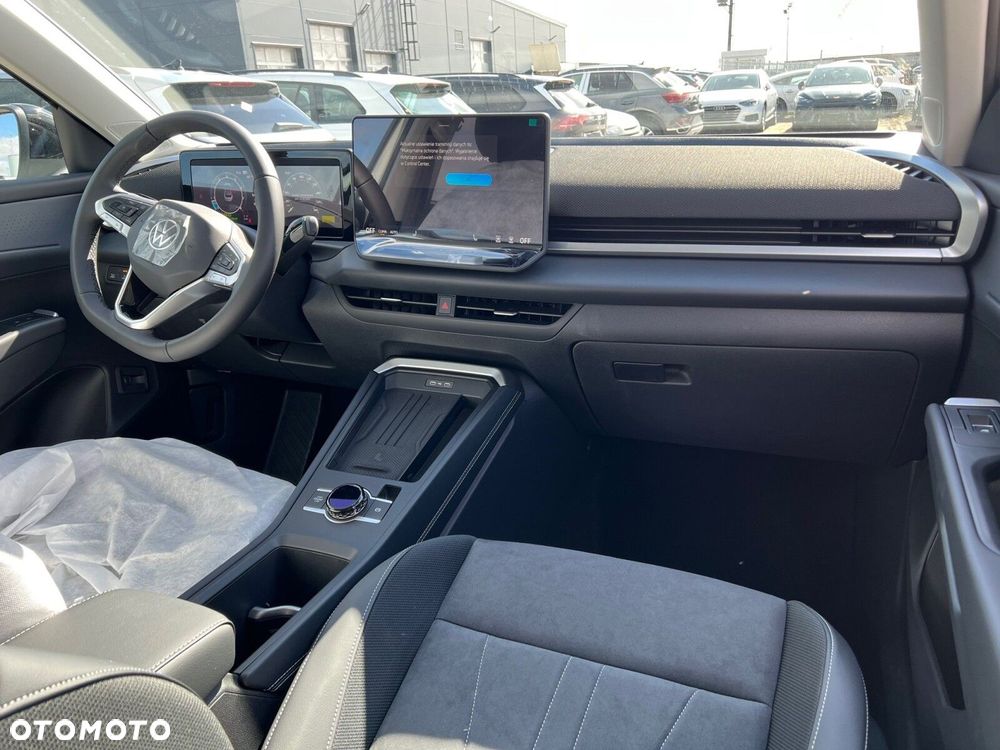 Volkswagen T-Roc - 7