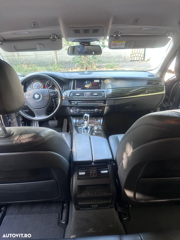 BMW Seria 5 520d AT - 23