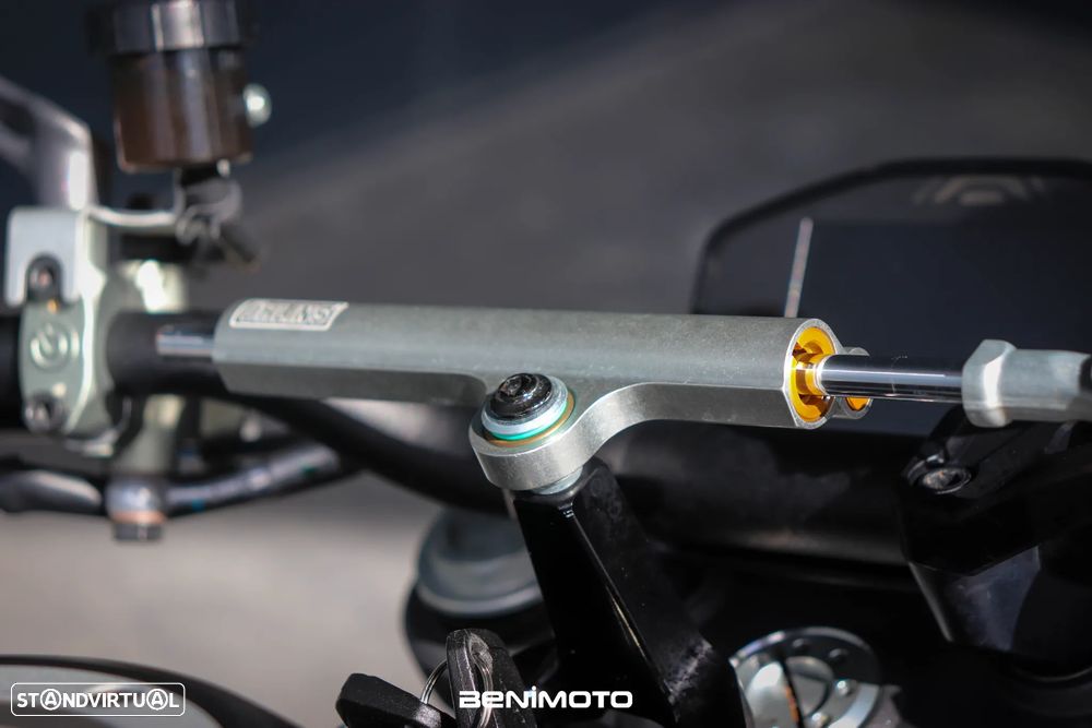 Ducati Monster - 14