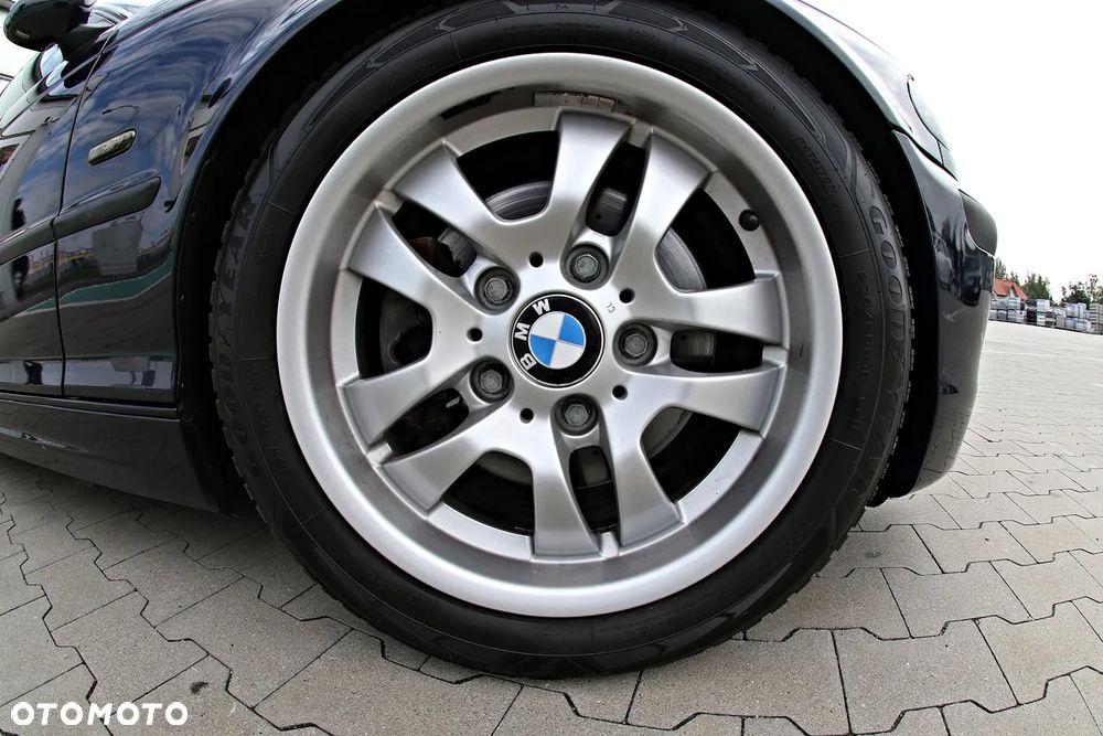 BMW Seria 3 320i - 13