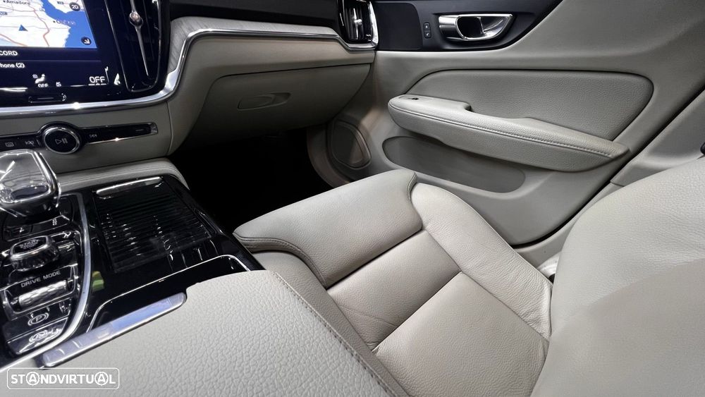 Volvo V60 2.0 T8 AWD TE Inscription Expression - 48