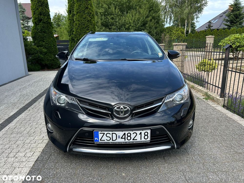 Toyota Auris 1.6 Prestige - 27