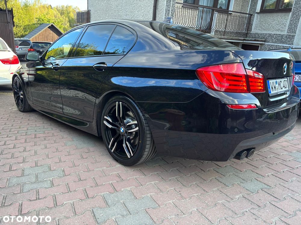 BMW Seria 5 520d Sport-Aut - 32