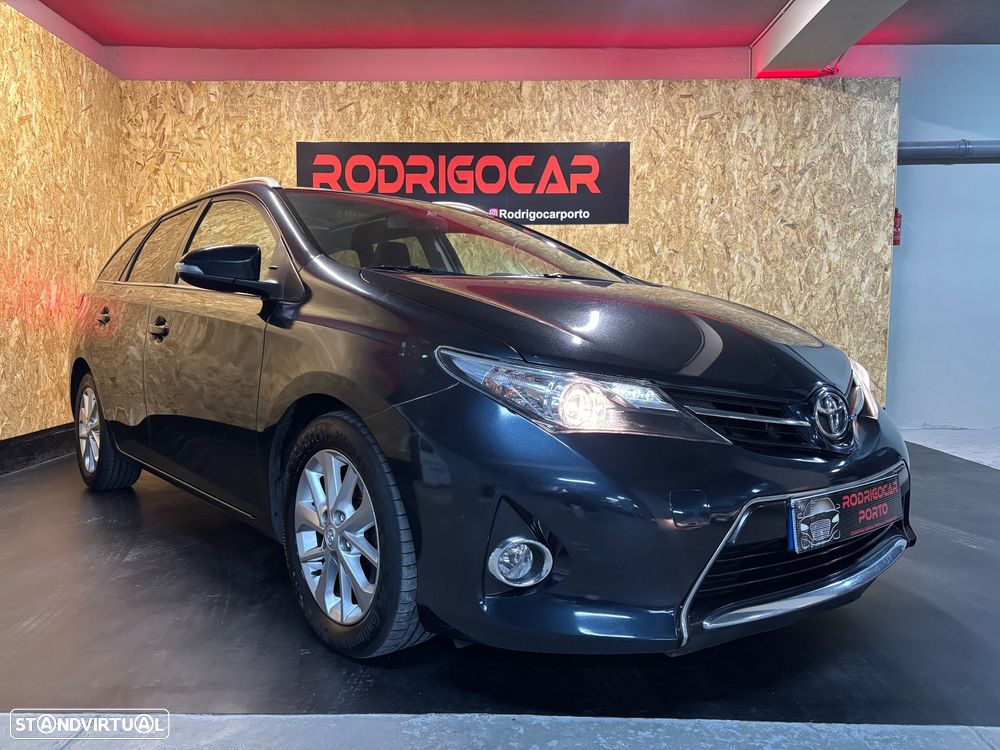Toyota Auris Touring Sports ver-1-4-d--4d-c-plusp-techoplusp-sport - 30