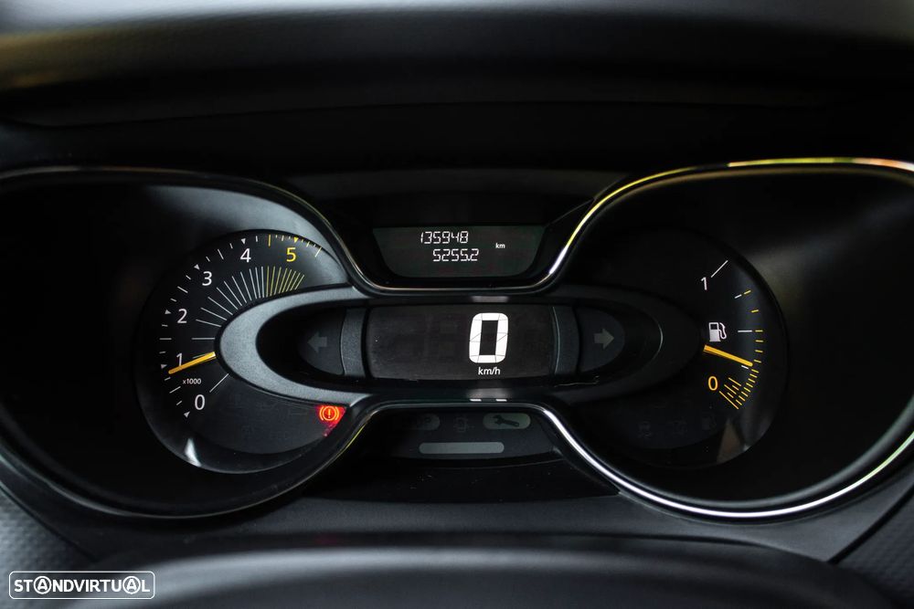Renault Captur 1.5 dCi Exclusive - 16